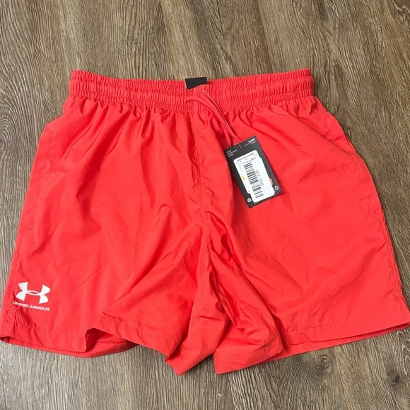 Under Armour Men's Vibrant Red Athletic Shorts - Picture 1 of 8